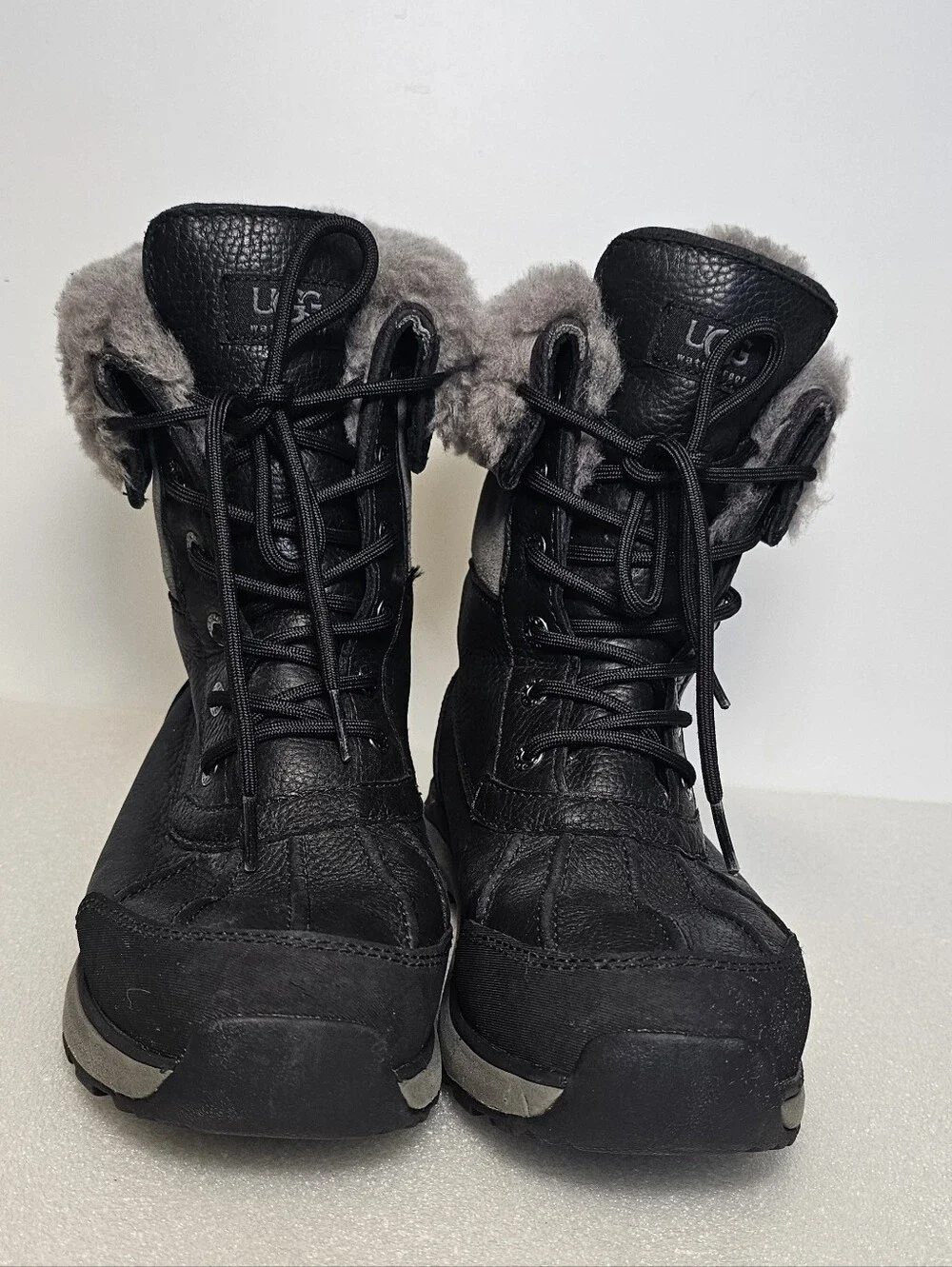 UGG Women’s Adirondack Boot III - Black Waterproof Insulated - Size 9